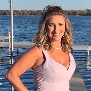 Meet your Posher, Amy